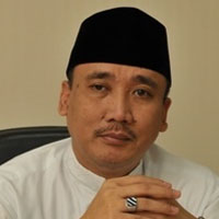 Dr. H. Mohamad Hidayat, M.B.A., M.H.